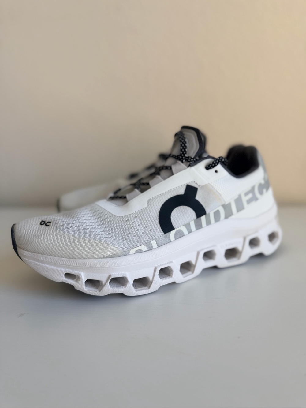 On Cloudmonster Women’s 10.5 White Running Sneakers